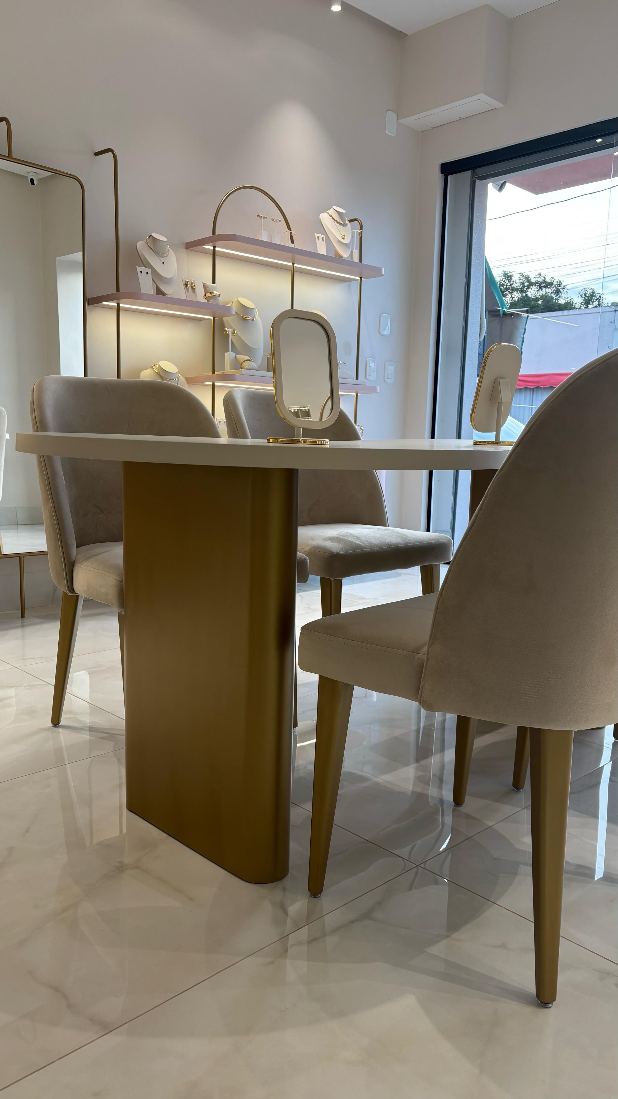 Mesa de atendimento comercial
